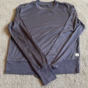 Vuori Long Sleeve Crewneck Top